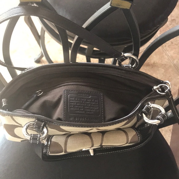 Coach purse - Picture 2 of 3